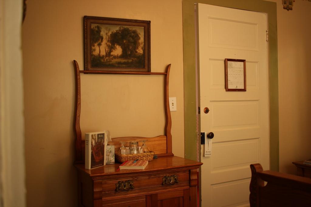 The Historic Requa Inn 克拉马斯 外观 照片